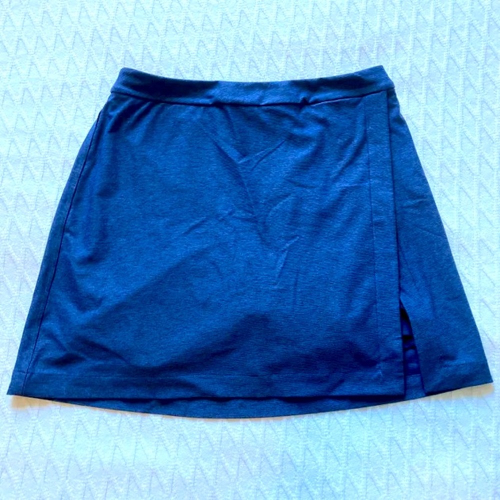 Outdoor Voices Court Skort in Navy